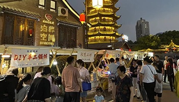 “運(yùn)河集市”造熱夜經(jīng)濟(jì)氛圍，激發(fā)就業(yè)新活力